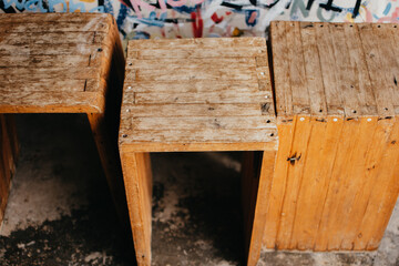 Wood pallets chair or wooden crates. DIY wood craft, Recycled wood pallet ideas. Create a wooden furniture.