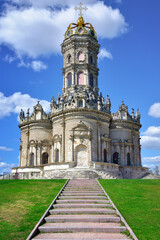 Fototapeta premium Znamenskaya Orthodox Church in Dubrovitsy