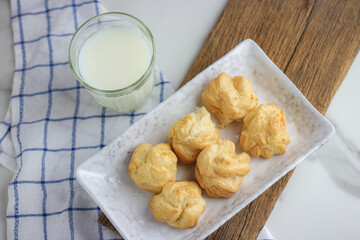 Choxcream on white plate