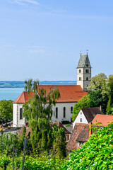 Meersburg, Katholische Kirche, Weinberge, Aussichtspunkt, Oberstadt, Altstadt, Altstadthäuser, Bodensee, Baden-Württemberg, Sommer, Deutschland