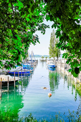 Überlingen, Bodensee, Boote, Schiffssteg, Seeufer, Uferweg, Seepromenade, Schifffahrt,...