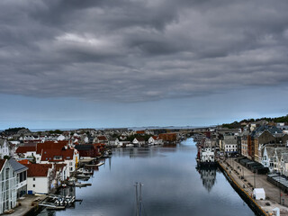 Fototapeta na wymiar Die Hafenstadt Haugesund in Norwegen