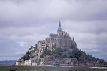 normandie mont saint michel normand rouen champs blé vélo paysage industriel voiture nature animaux pétanque boule