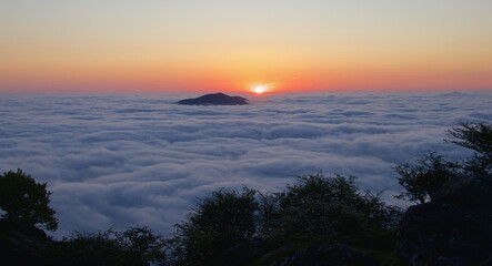 lever de soleil montagne