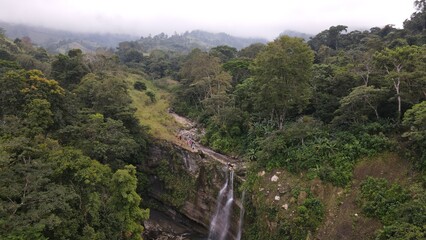 Fototapeta na wymiar waterfall el marten chiapas tabasco