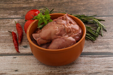 Raw chicken liver in the bowl