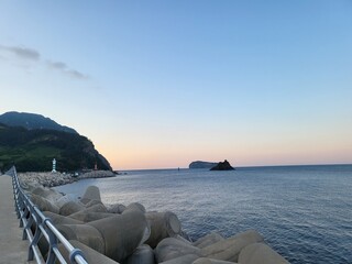 울릉도 저동항 노을