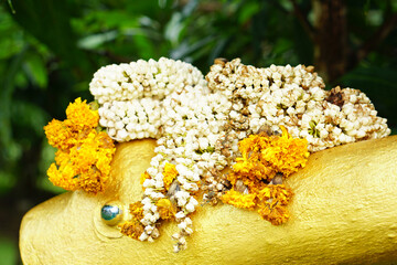 jasmine garland is used to pay homage to sacred things.