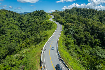 The zigzag road is similar to the number 3. This road is built on a mountain, past the forest in Nan, Thailand, so it will have good scenery, be famous, and have tourists who come to take pictures.