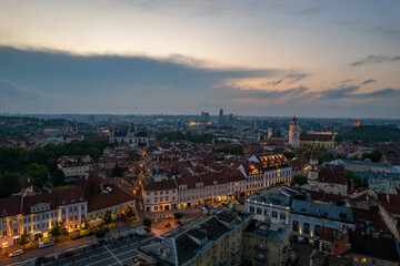 Obraz premium Aerial summer spring sunset view in Vilnius old town, Lithuania