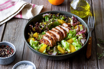 Salad with duck, oranges and nuts. Healthy eating. Diet.