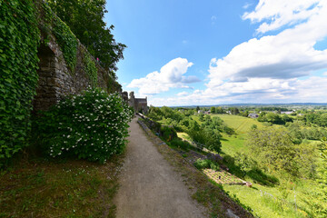 Frankreich - Sainte-Suzanne-et-Chammes - Sainte-Suzanne