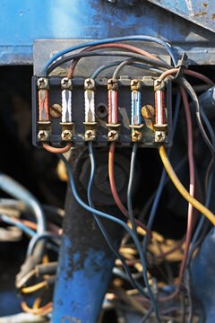 Electric fuse box with color wires and melt fuses