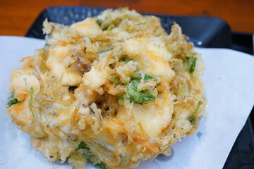 Japanese Food, Kakiage Tempura or  Deep Fried Vegetable and Seafood - 日本料理 天ぷら かき揚げ