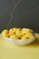 slice of jackfruits in a bowl on table.