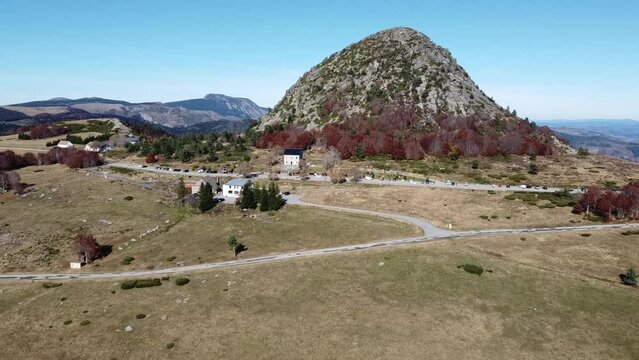 Mont Gerbier de Jonc, Ard&egrave;che, Auvergne-Rh&ocirc;ne-Alpes.
Sources de la Loire.