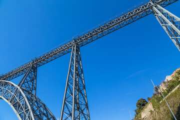 Fototapeta na wymiar Maria Pia Bridge over the Douro river
