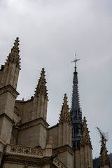 Fototapeta na wymiar Les piques de la Cathédrale Notre-dame d'Amiens.