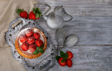 Tartlets with strawberries