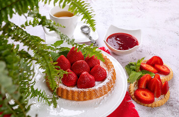 Tartlets with strawberries, Marmelade