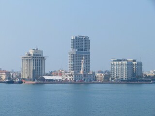 Obraz premium city skyline of veracruz and harbour, mexico
