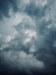 Fototapeta na wymiar 먹구름과 하늘 풍경