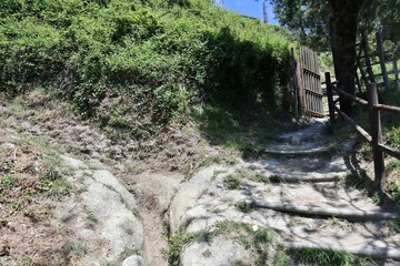 Serrara Fontana - Bivio per il Ristorante La Grotta sul Monte Epomeo