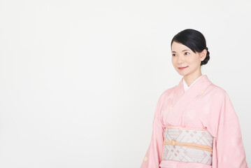 着物を着た女性