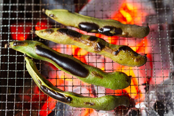 バーベキュー　そらまめ　そら豆　焼いたそら豆　ソラマメ
