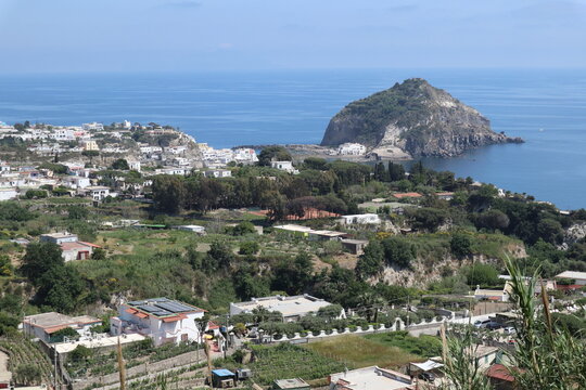 Ischia - Panorama di Sant'Angelo da via Sorgeto