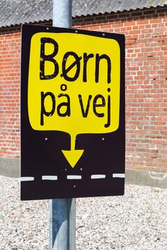 Children on the way sign called born pa vej in Danish language