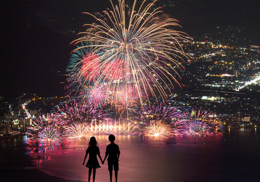 打上花火images Browse 19 229 Stock Photos Vectors And Video Adobe Stock