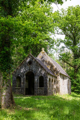 Fototapeta na wymiar Chapelle Saint-Antoine dans la Forêt d'Andaine, près de Bagnols-de-l'Orne