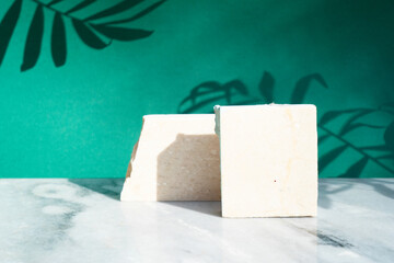 Minimal product display