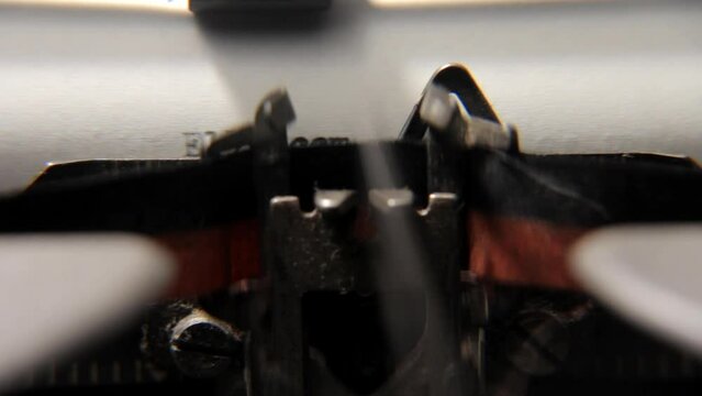 Detalle macro de una m&aacute;quina de escribir