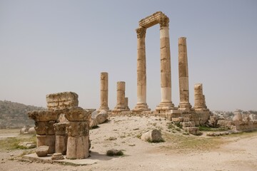 Fototapeta na wymiar Ruins of Temple of Hercules in Citadel Jebel Al Qala'a in Amman, Jordan