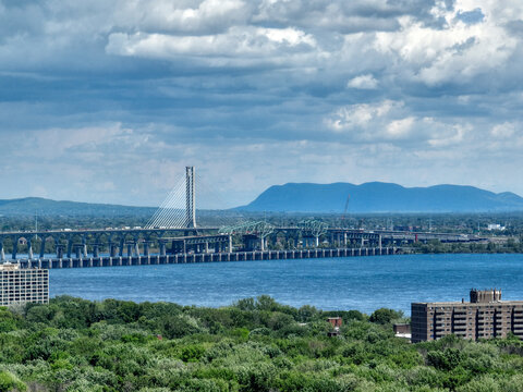 Champlain Bridge
