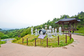 Fototapeta na wymiar Naksansa or Naksan Temple is a Korean Buddhist temple complex in the Jogye order of Korean Buddhism that stands on the slopes of Naksan Mountain.