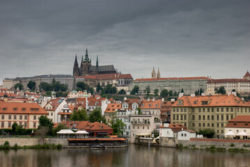 Naklejka na ściany i meble Prague castle panorama