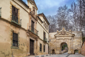 Fototapeta na wymiar Gate of the Pomegranates, Granada, Spain