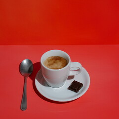 Tasse de café expresso et chocolat - obrazy, fototapety, plakaty