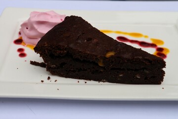 Fondant au chocolat, ville de Vezelay, département de l'Yonne, France