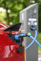auto voiture vehicule electrique borne recharge charge chargement rechargement prise cable...