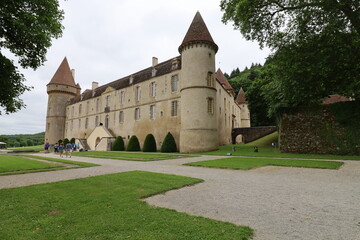Fototapeta premium Le château de Bazoches, vue de l'extérieur, village de Bazoches, département de la Nièvre, France