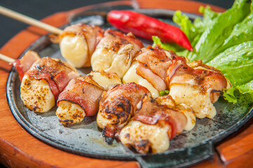 Cheese and bacon medallion