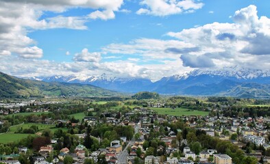 Obraz premium View from the Mountains to Salzburg and cloudy sky