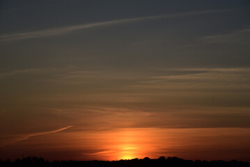 Fototapeta na wymiar sunset over the valley