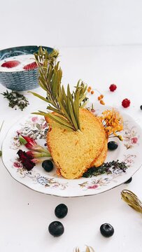 Yummy Cake, Delicious Food, Food Styling, Sweets