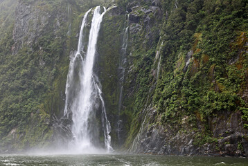 Obraz premium Stirling Falls - New Zealand