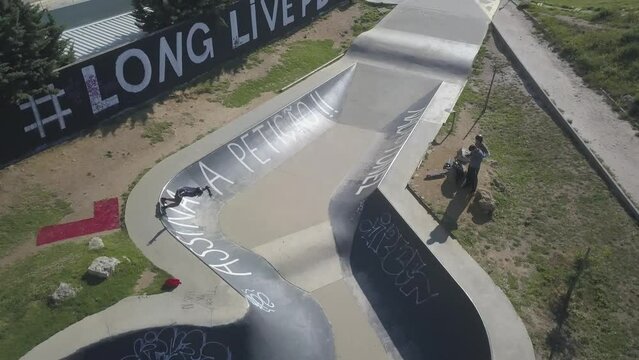 Park of generation deserves a longe live in Estoril, Cascais in sunny day. Amazing vibes. #LONGLIVEPDG